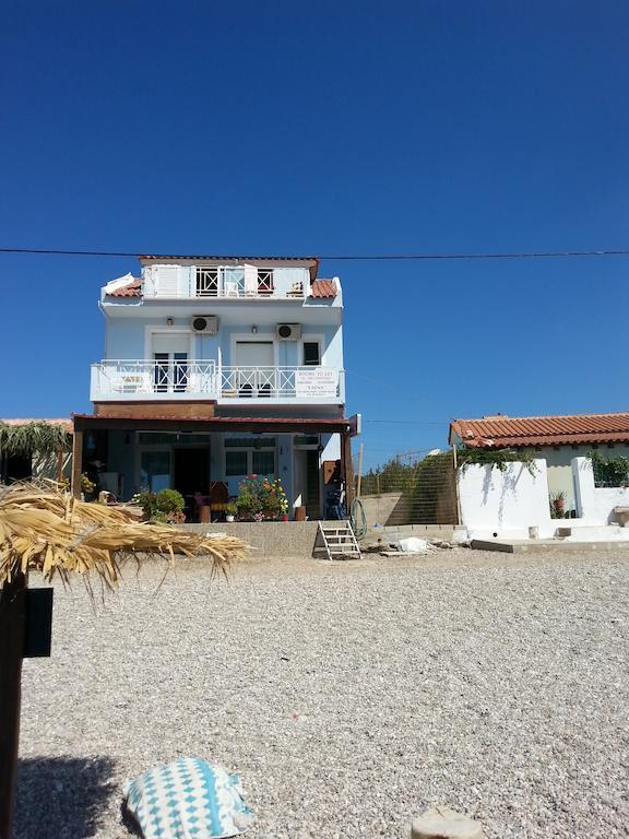 Elena Studios Tarti Exterior foto